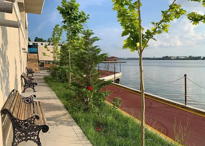 Sunset View ママイア