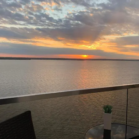 Sunset Lake View * Mamaia